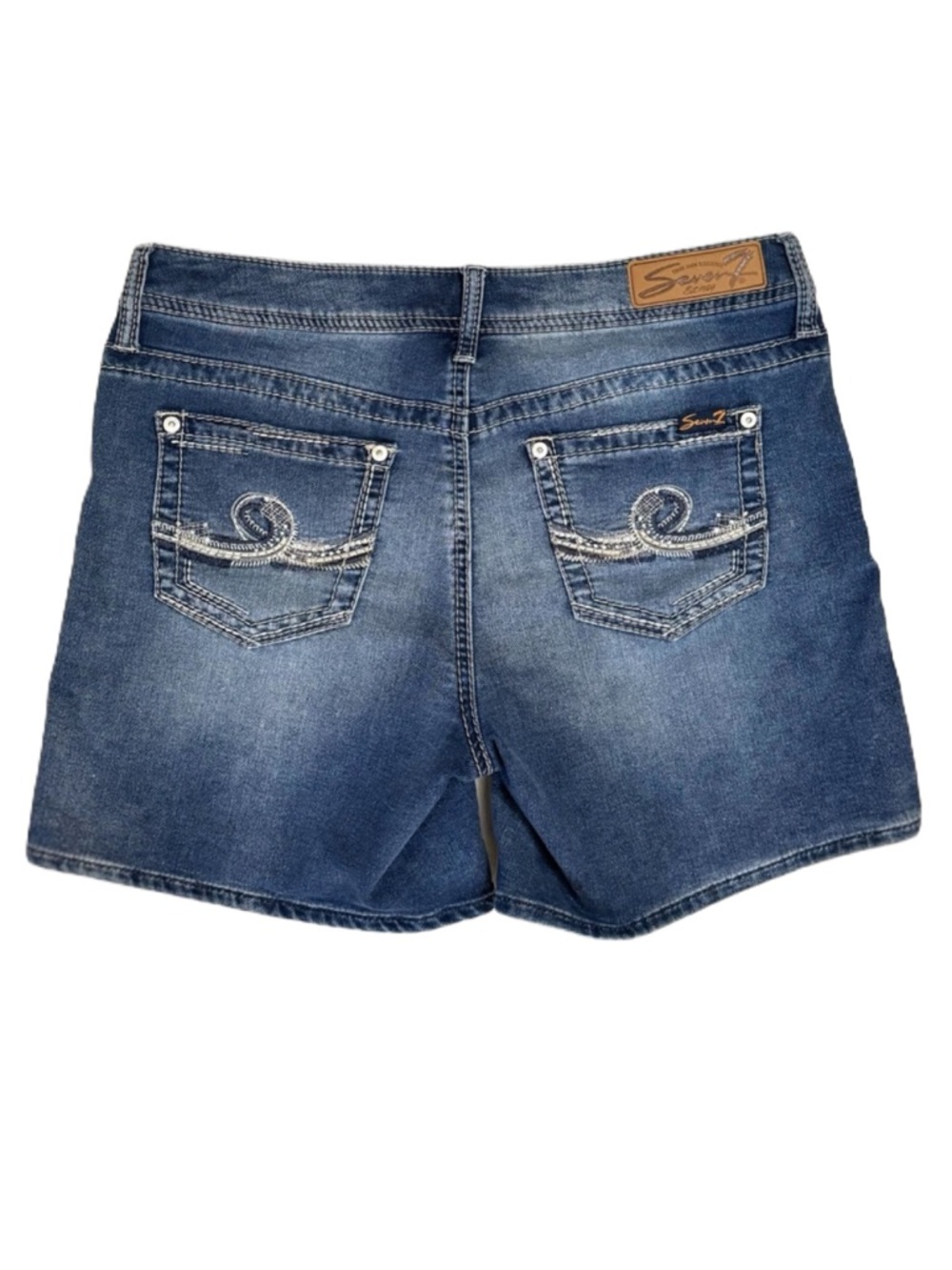Seven7 embroidered denim shorts blue Jean shorts size 8